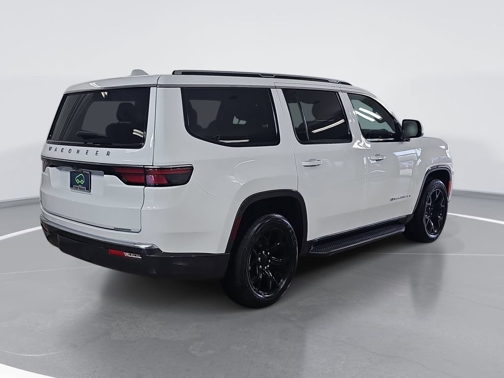 Used 2022 Jeep Wagoneer Series II AWD/4WD image 3