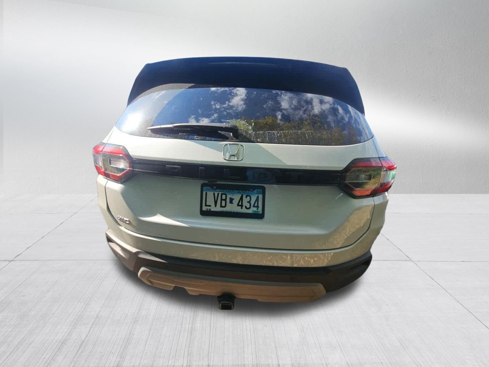Used 2024 Honda Pilot EX-L image 5