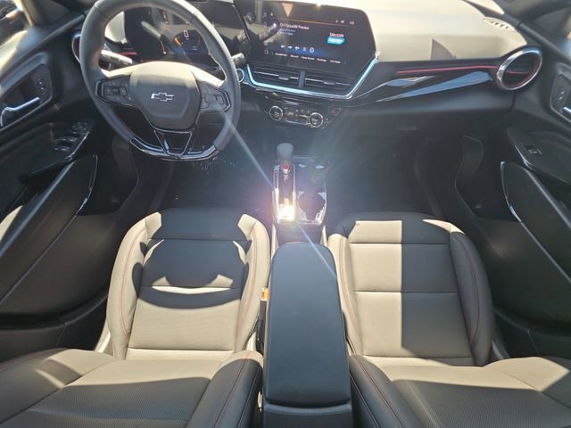 Used 2025 Chevrolet Trax RS w/ Sunroof Package image 20