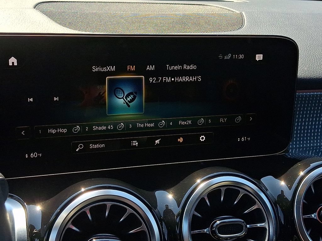 Used 2023 Mercedes-Benz GLB 250 4MATIC image 16