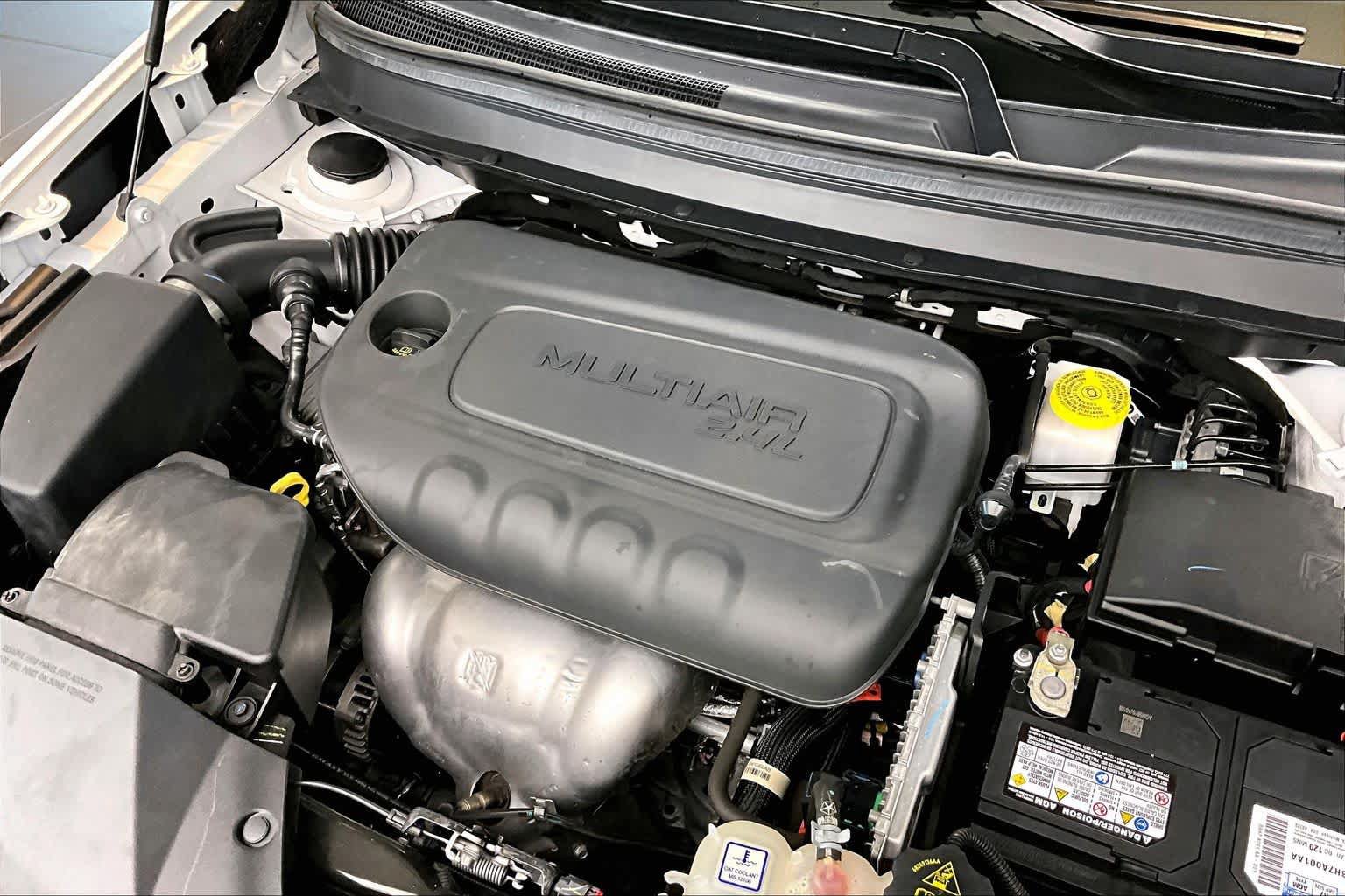 Used 2020 Jeep Cherokee Limited FWD image 30