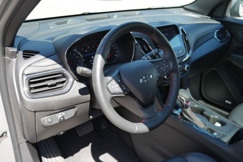 Used 2023 Chevrolet Equinox RS w/ RS Leather Package FWD image 10