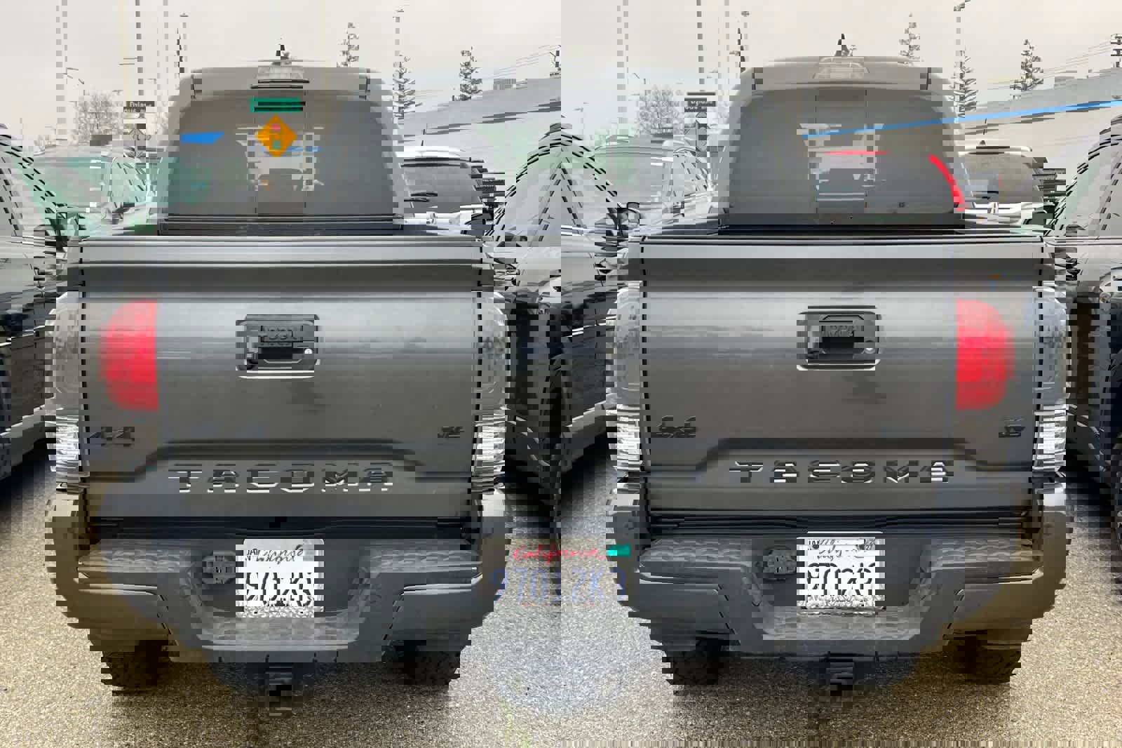 Used 2022 Toyota Tacoma Limited image 5