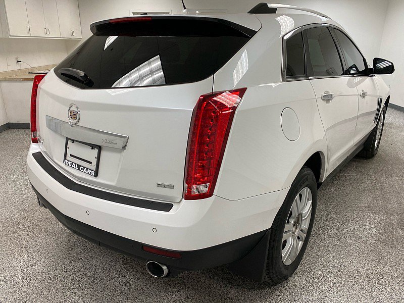 Used 2016 Cadillac SRX Luxury w/ Driver Awareness Package image 5