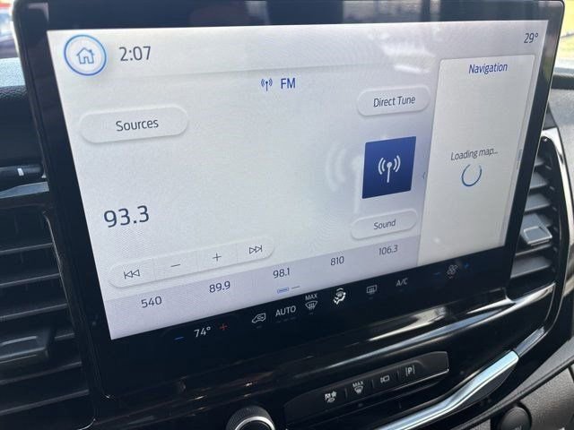 Used 2023 Ford Transit 350 XLT image 19