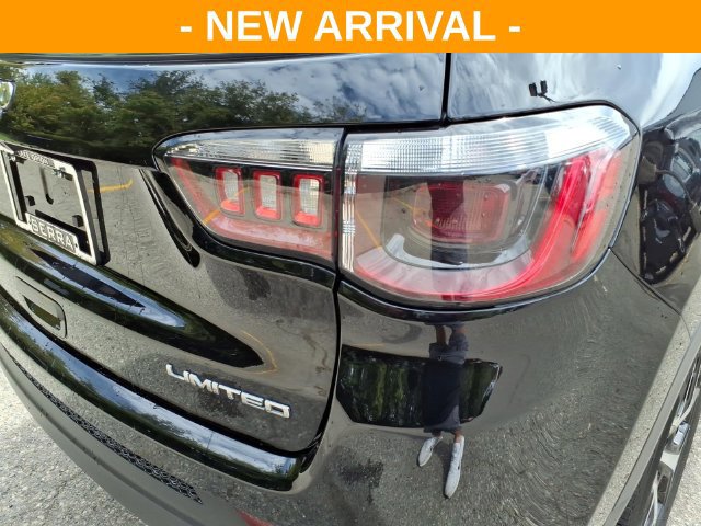 Used 2024 Jeep Compass Limited AWD/4WD image 11