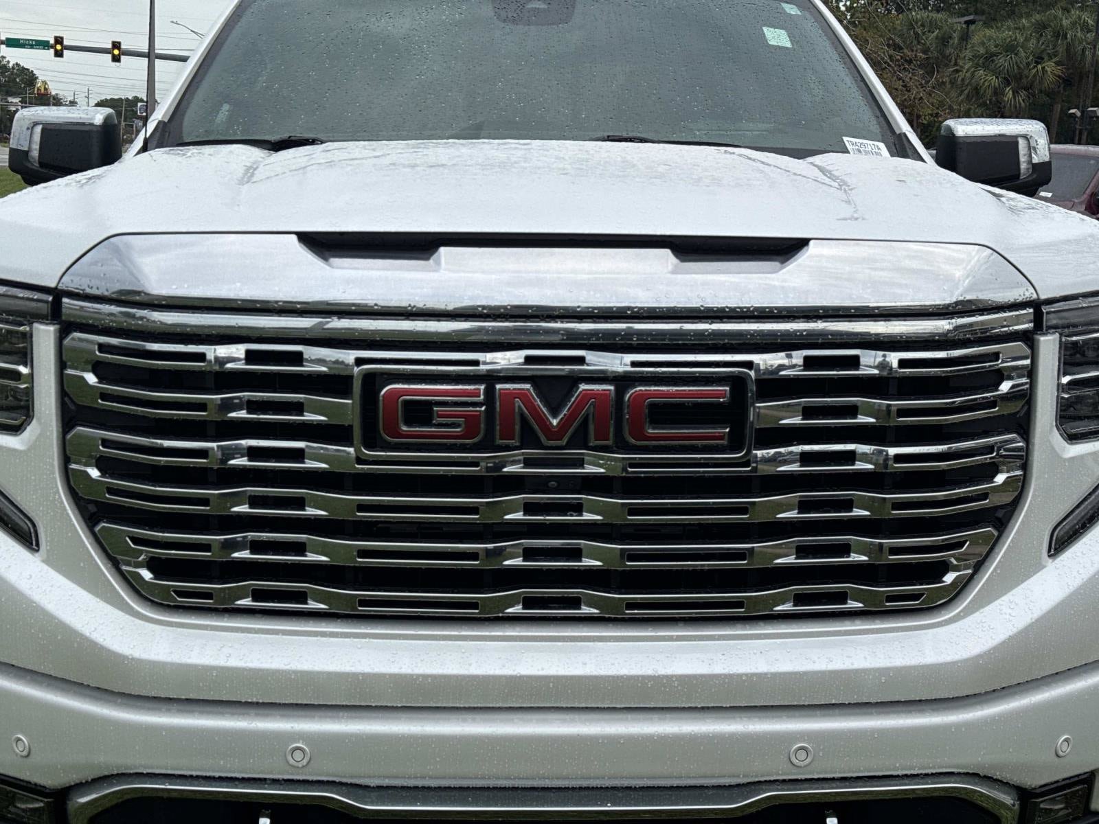 Used 2024 GMC Sierra 1500 Denali w/ Denali Reserve Package AWD/4WD image 7