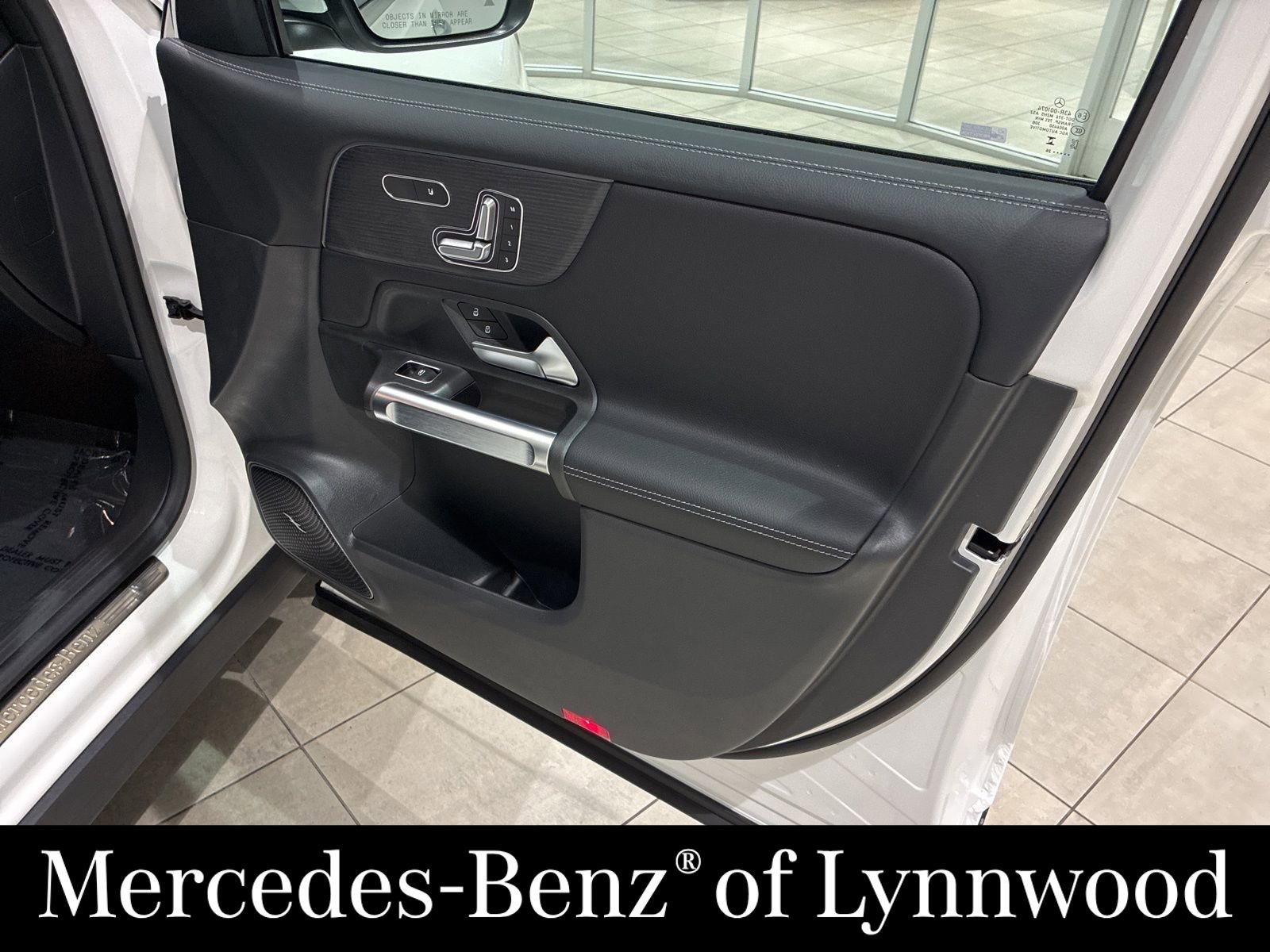 New 2026 Mercedes-Benz GLB 250 4MATIC image 18