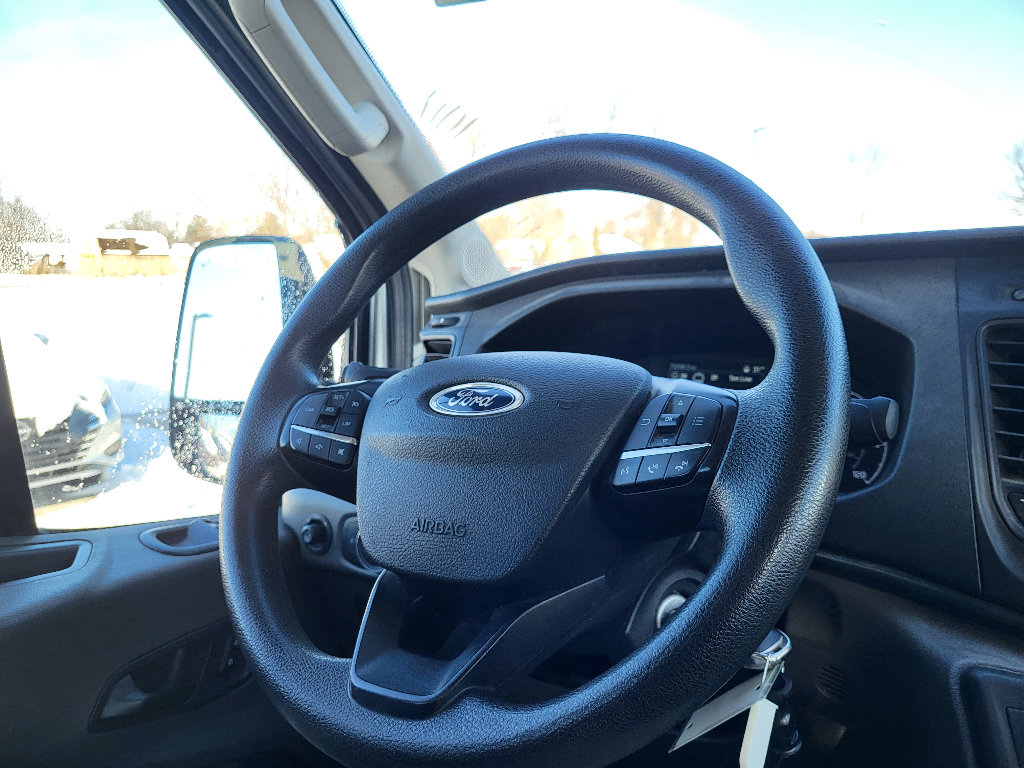 Used 2021 Ford Transit 350 XLT image 7