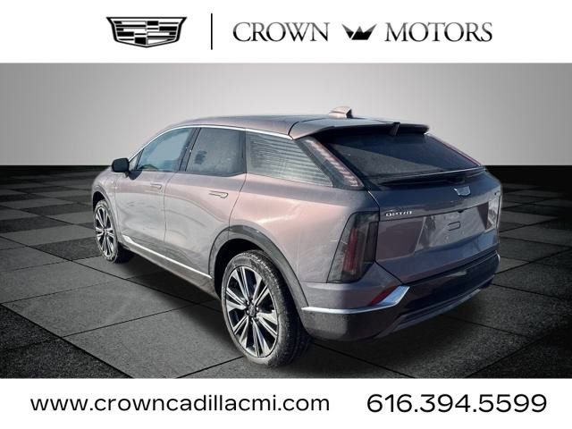 New 2026 Cadillac Optiq Luxury 2 image 6