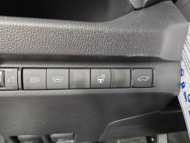 New 2025 Toyota RAV4 XLE image 31