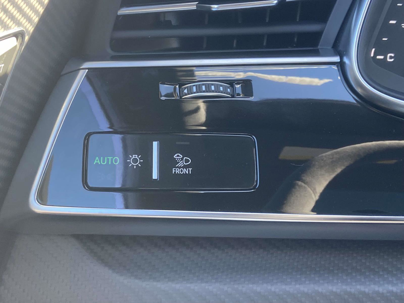 New 2026 Audi RS Q8 performance AWD/4WD image 22