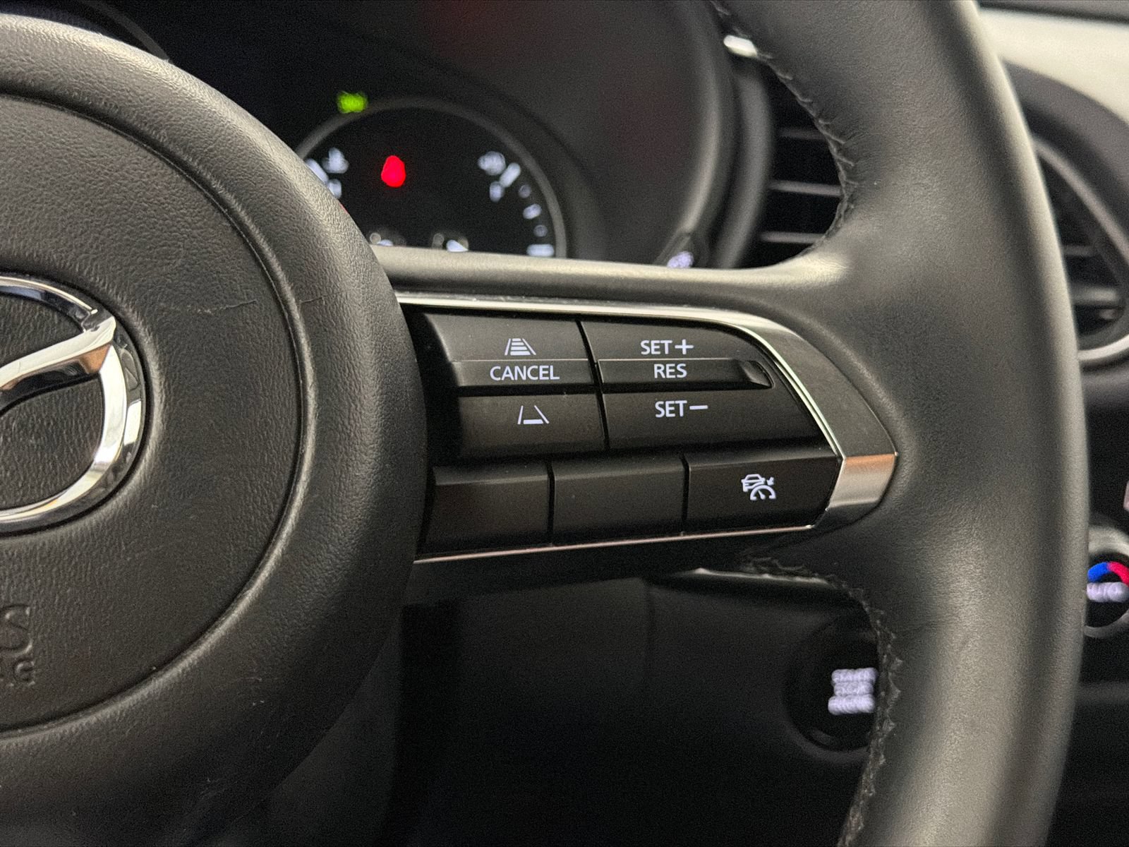 Used 2025 MAZDA CX-30 AWD 2.5 S w/ Select Sport Pkg image 18