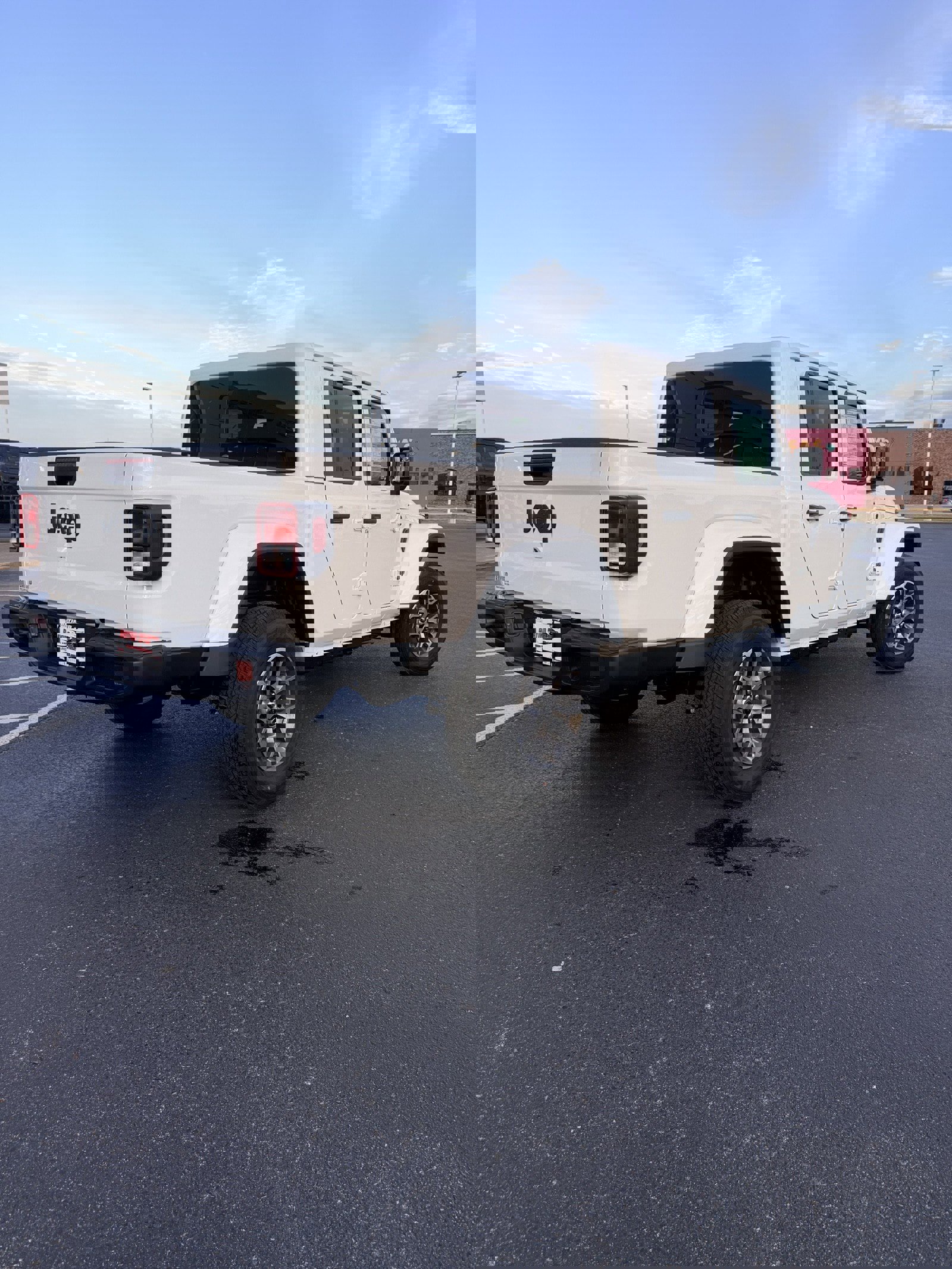 New 2026 Jeep Gladiator Sport image 6