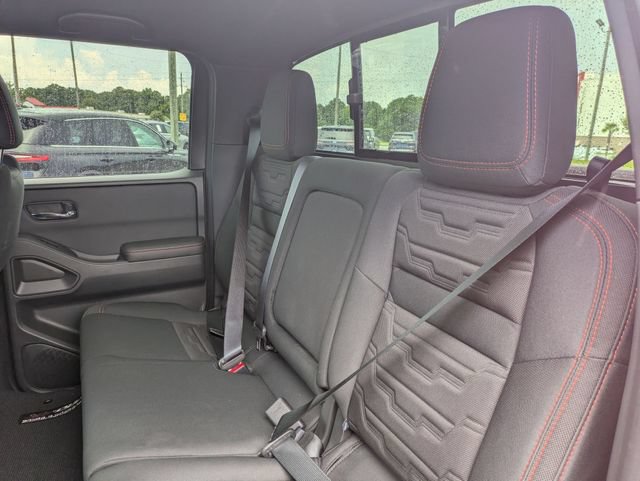 Used 2025 Nissan Frontier PRO-4X AWD/4WD image 29