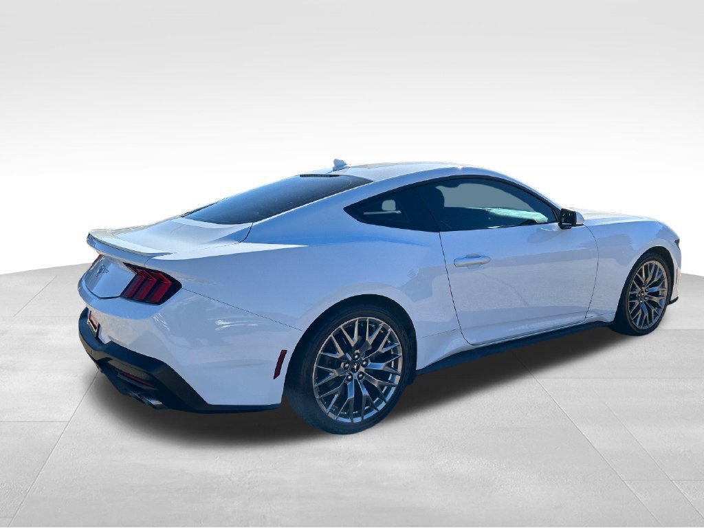 Used 2024 Ford Mustang Premium RWD image 5