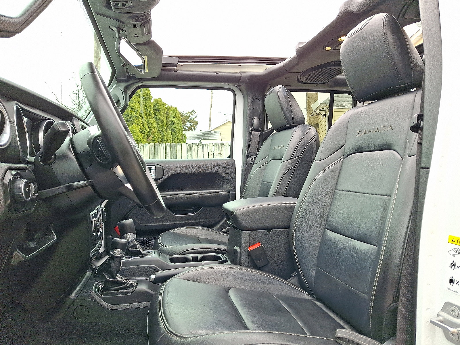 Used 2020 Jeep Wrangler Unlimited Sahara w/ Cold Weather Group image 13