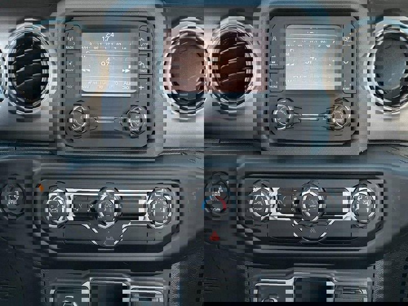 Used 2021 Jeep Wrangler Unlimited Sport image 13