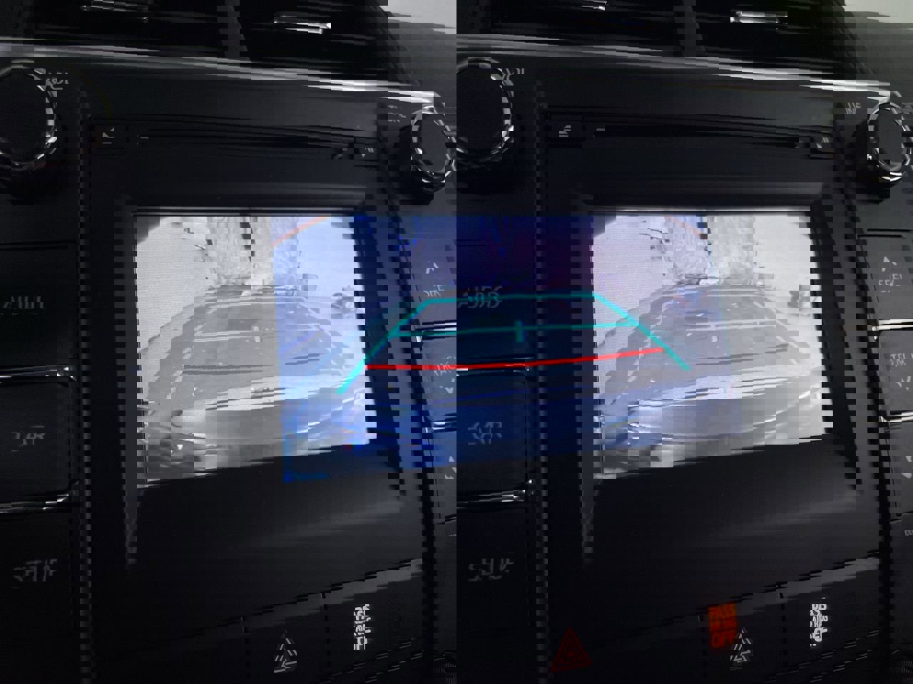 Used 2017 Toyota Camry LE image 16