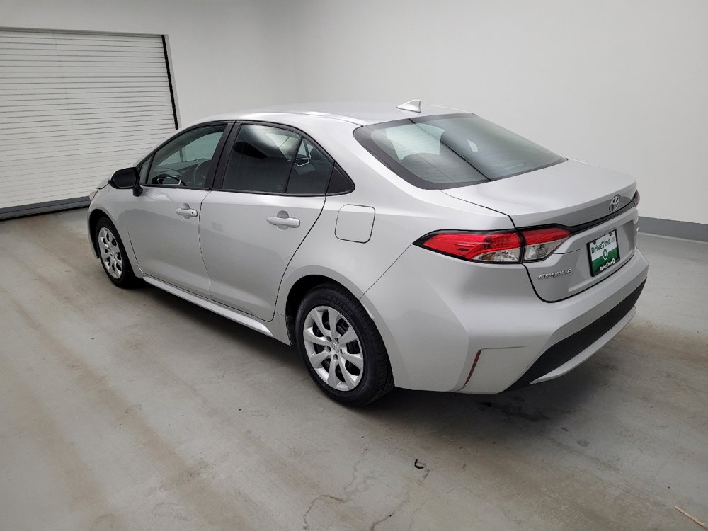 Used 2022 Toyota Corolla LE FWD image 3