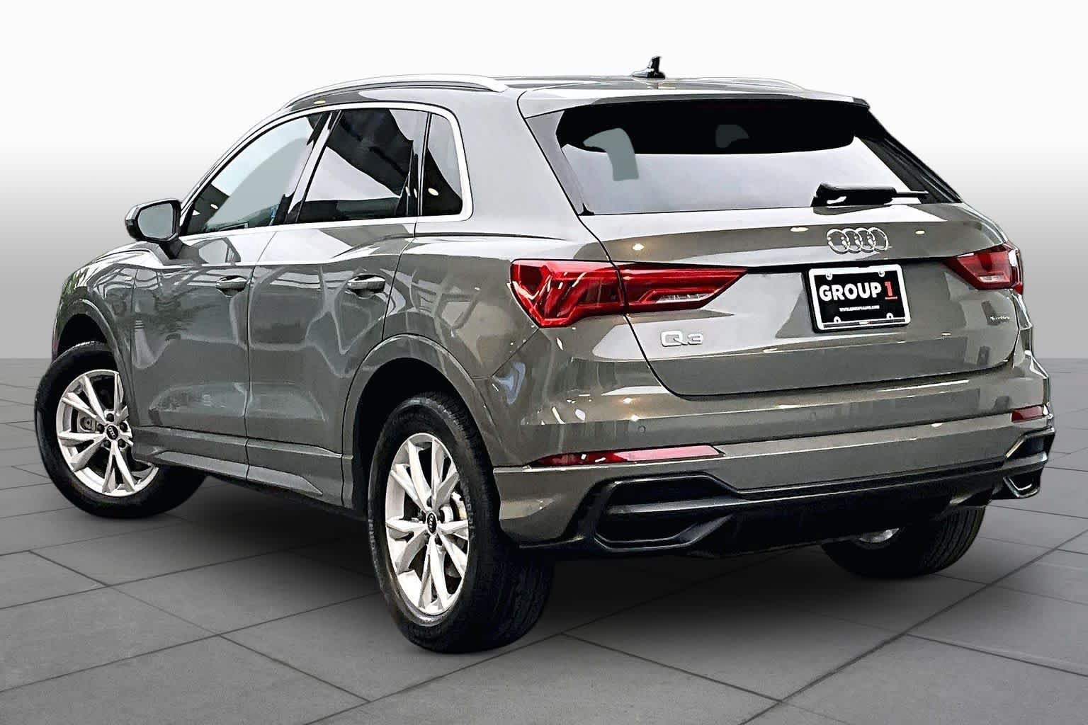 Used 2021 Audi Q3 2.0T Premium w/ Convenience Package AWD/4WD image 12