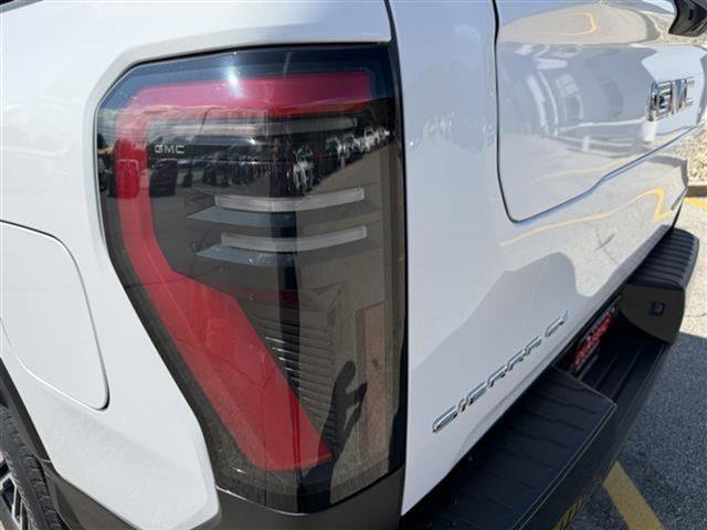New 2026 GMC Sierra EV Elevation image 32