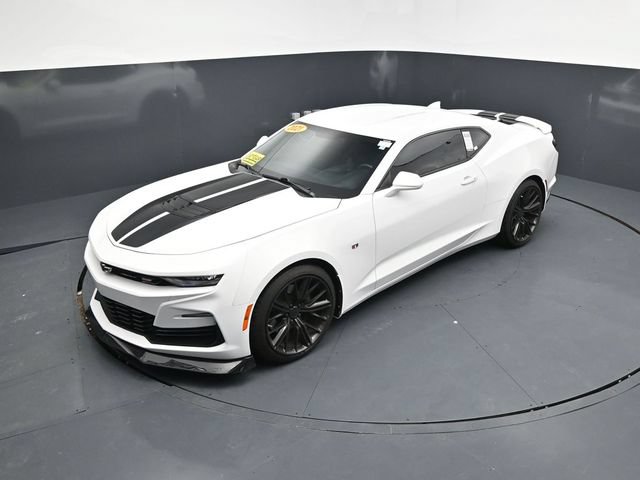 Used 2021 Chevrolet Camaro SS RWD image 36