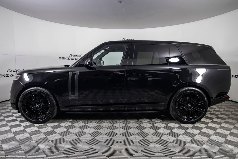 Used 2024 Land Rover Range Rover Long Wheelbase SE AWD/4WD image 11