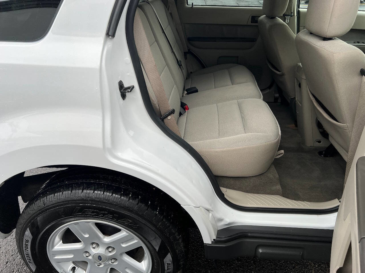 Used 2010 Ford Escape 2WD Hybrid image 24
