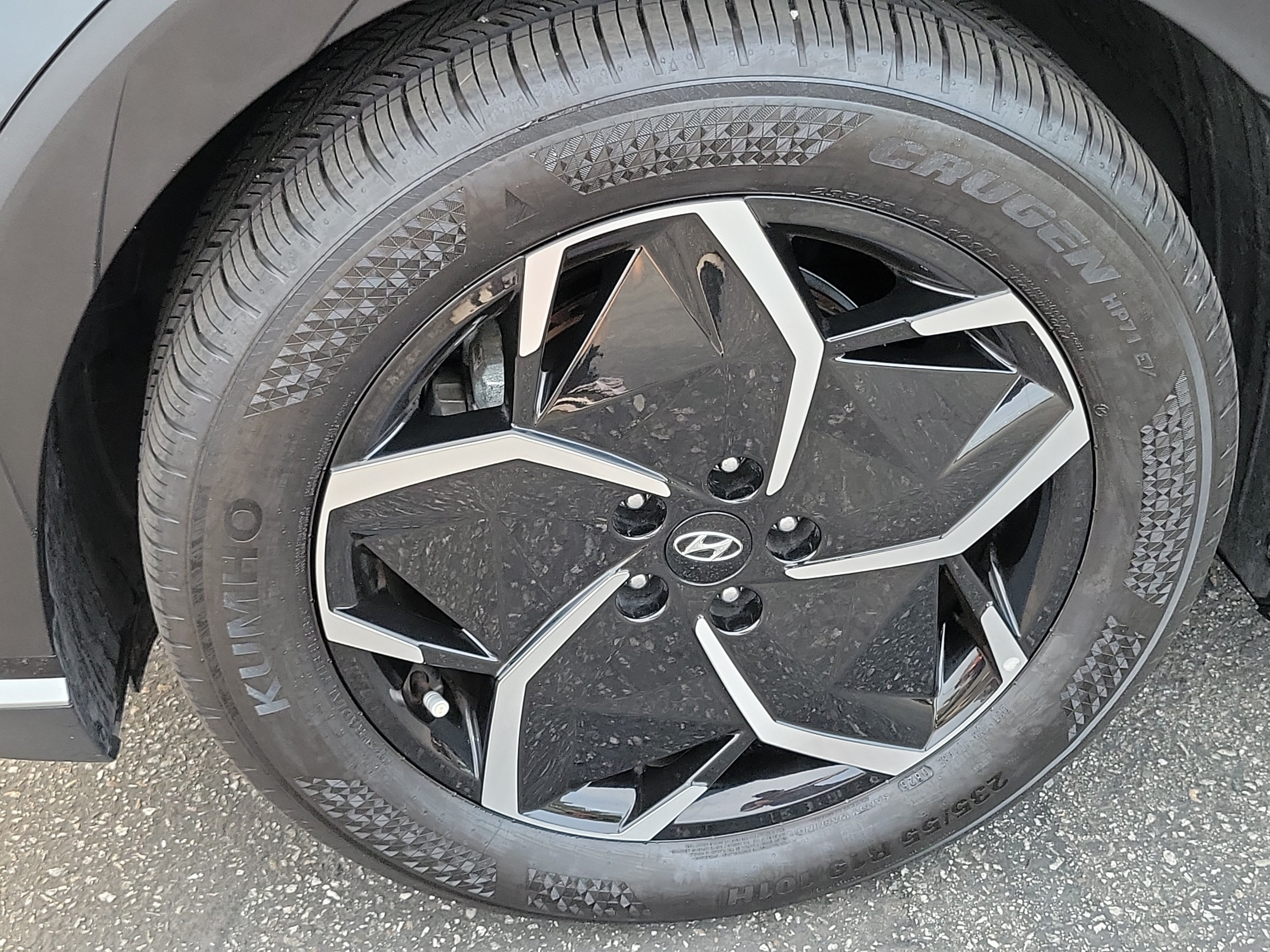 Certified 2024 Hyundai Ioniq 5 SEL RWD image 9