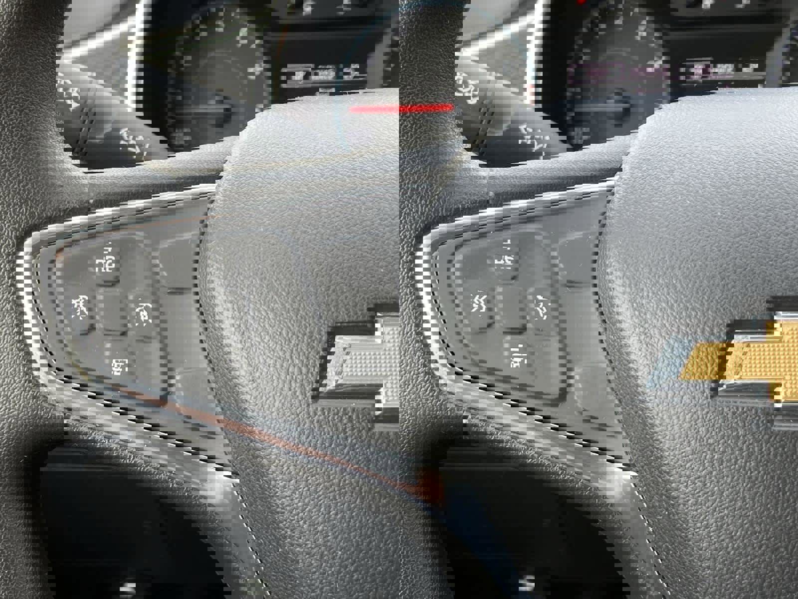 Used 2017 Chevrolet Malibu LT image 25