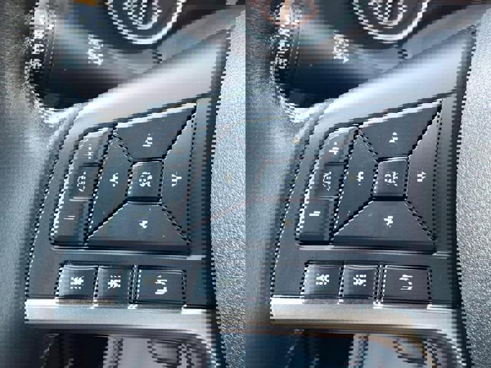 Used 2023 Nissan Sentra SV w/ SV Premium Package image 30