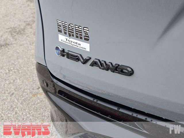 New 2026 Toyota Sienna XSE image 4