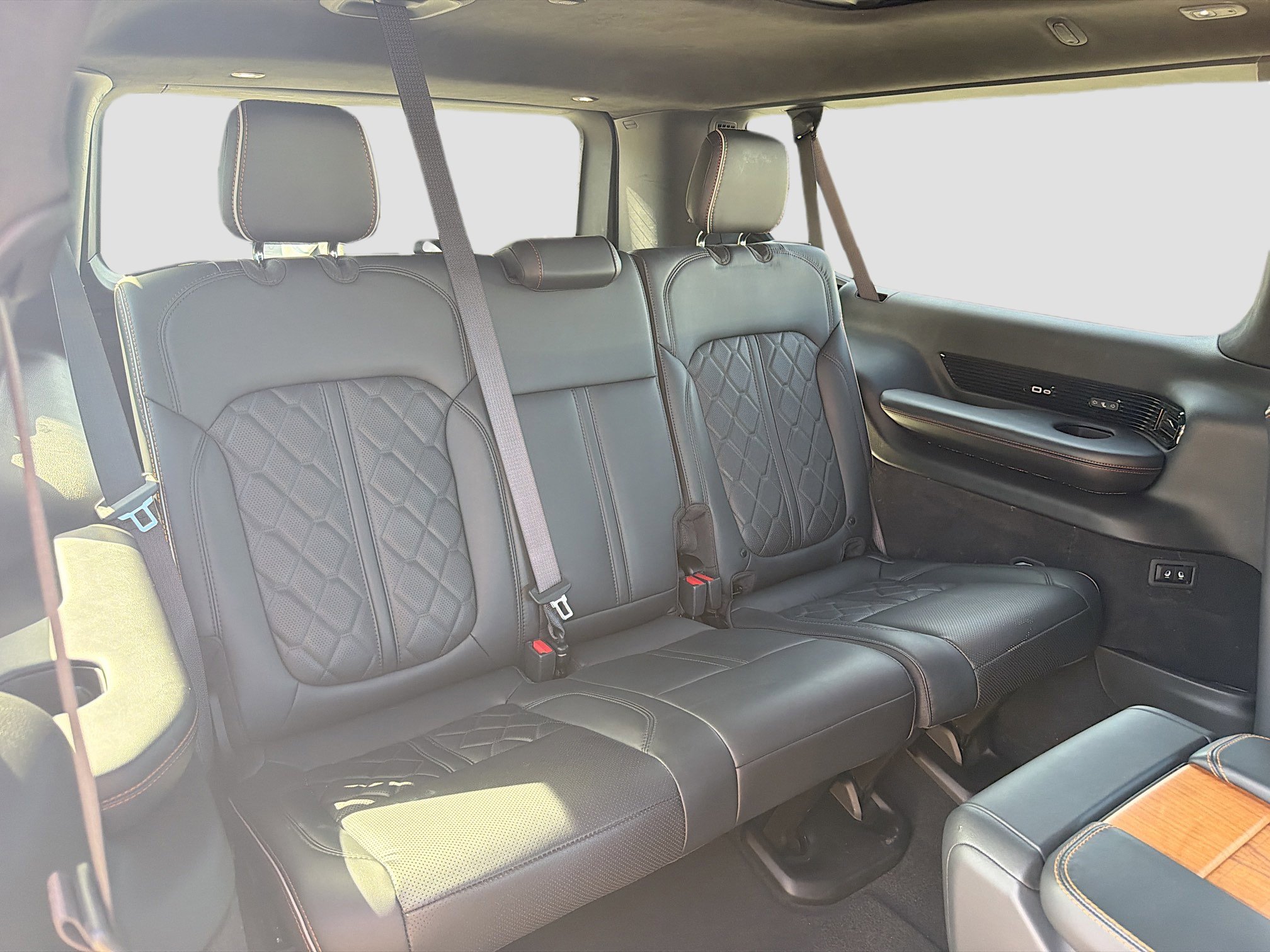 Used 2024 Jeep Grand Wagoneer L Series III image 22