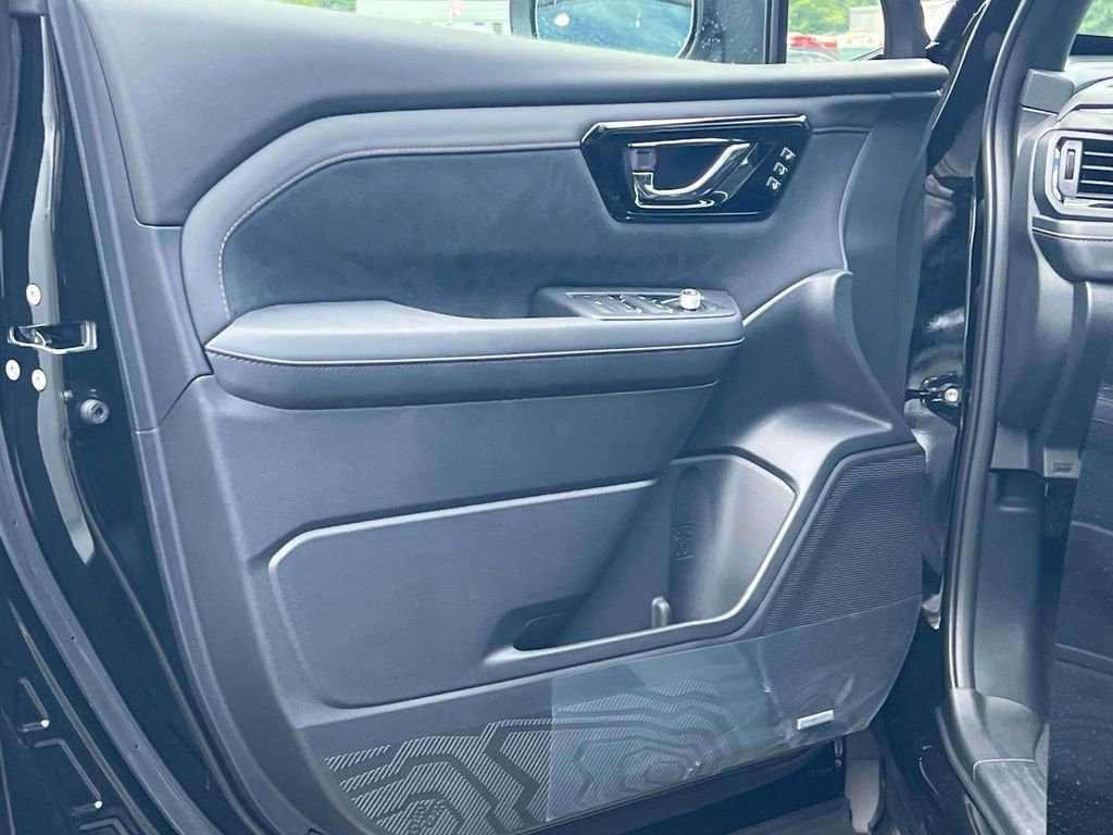 New 2025 Subaru Forester Touring w/ Touring Package image 21