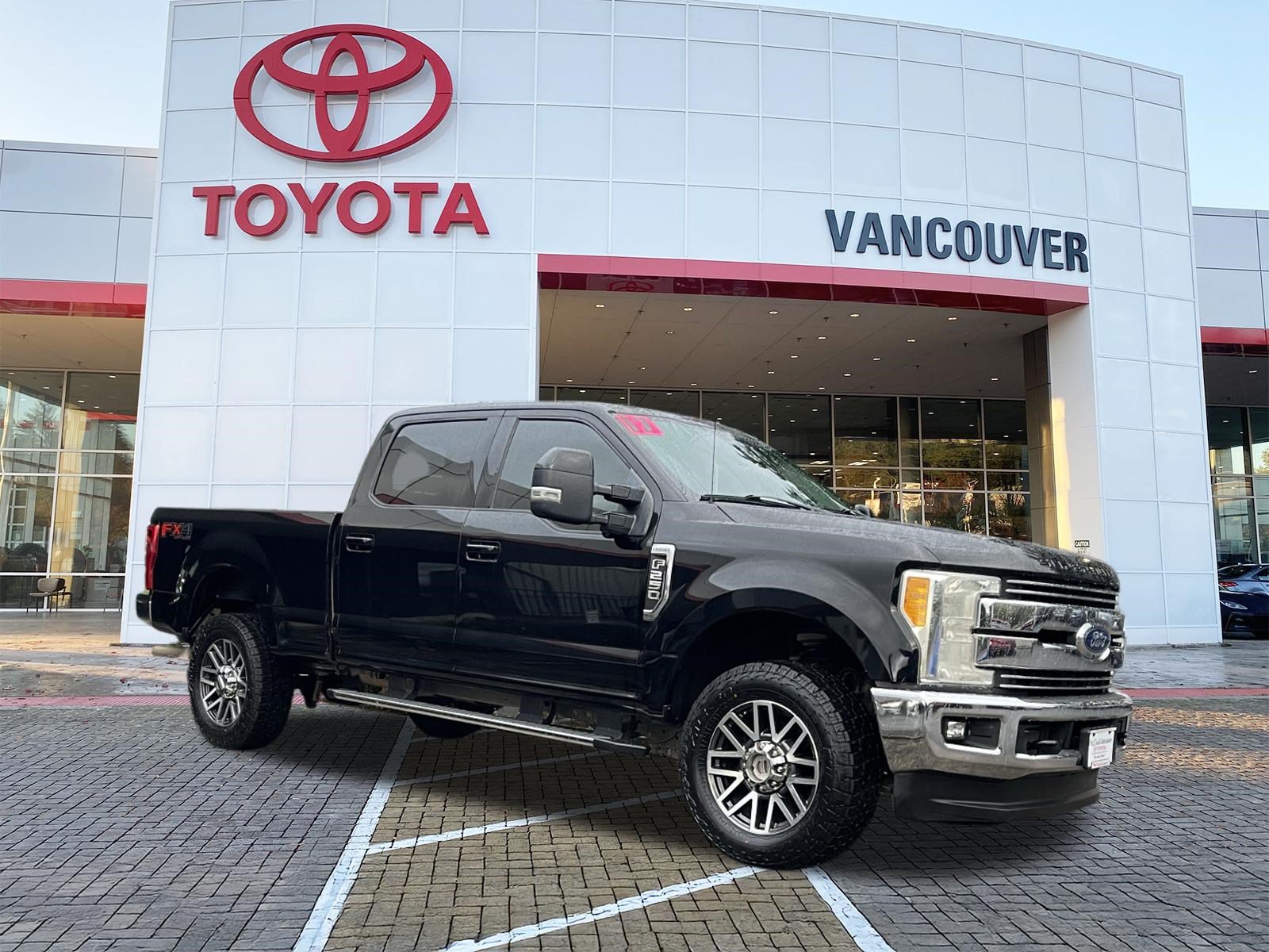Used 2017 Ford F250 Lariat w/ Lariat Value Package