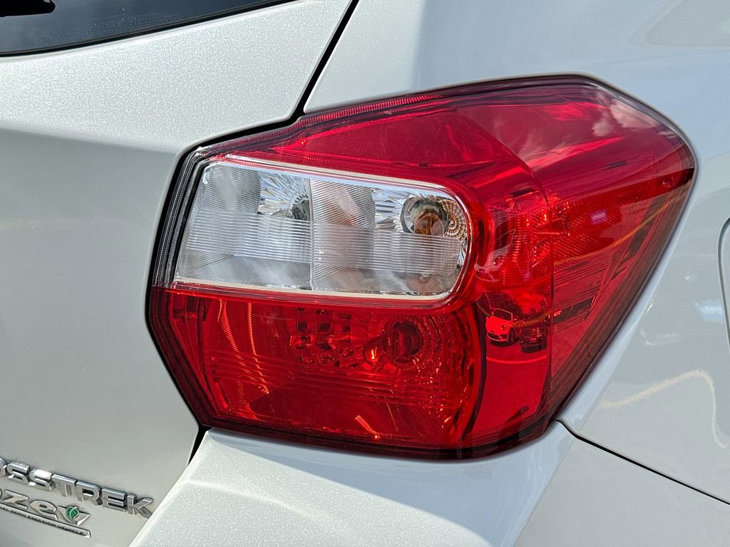 Used 2017 Subaru Crosstrek 2.0i Premium image 33