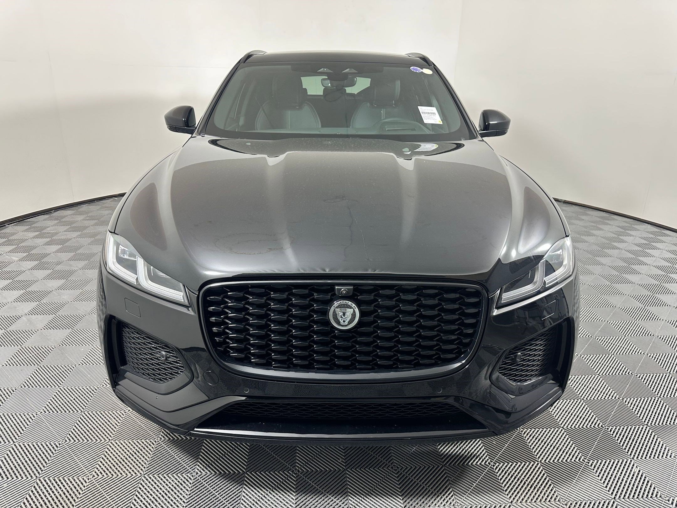 New 2026 Jaguar F-PACE R-Dynamic S image 5