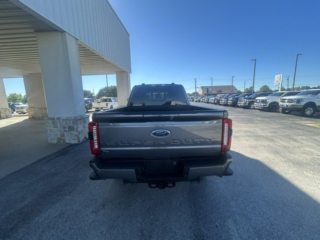 Used 2024 Ford F250 Lariat w/ Lariat Ultimate Package AWD/4WD image 4