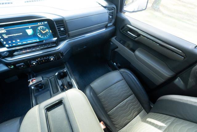 Used 2022 Chevrolet Silverado 1500 ZR2 w/ Technology Package image 17