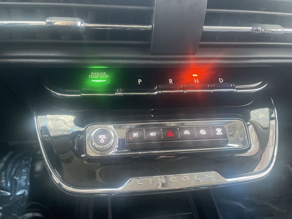 Used 2023 Lincoln Corsair AWD image 15