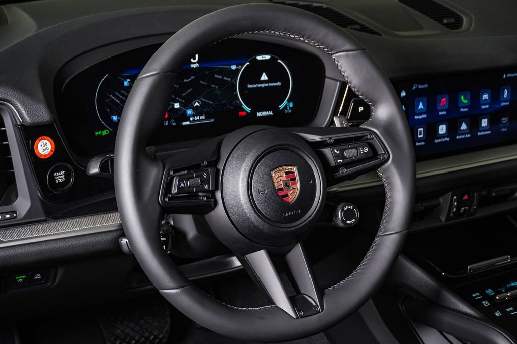 New 2026 Porsche Cayenne AWD/4WD image 18