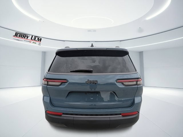 New 2026 Jeep Grand Cherokee L Limited w/ Limited Altitude Package RWD image 4