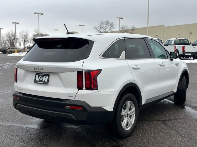 Used 2023 Kia Sorento LX image 24