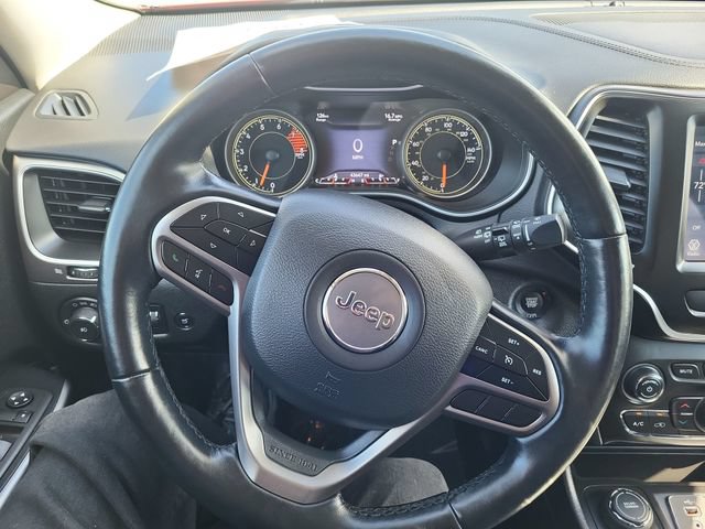 Used 2021 Jeep Cherokee Latitude Lux w/ Comfort/Convenience Group AWD/4WD image 18
