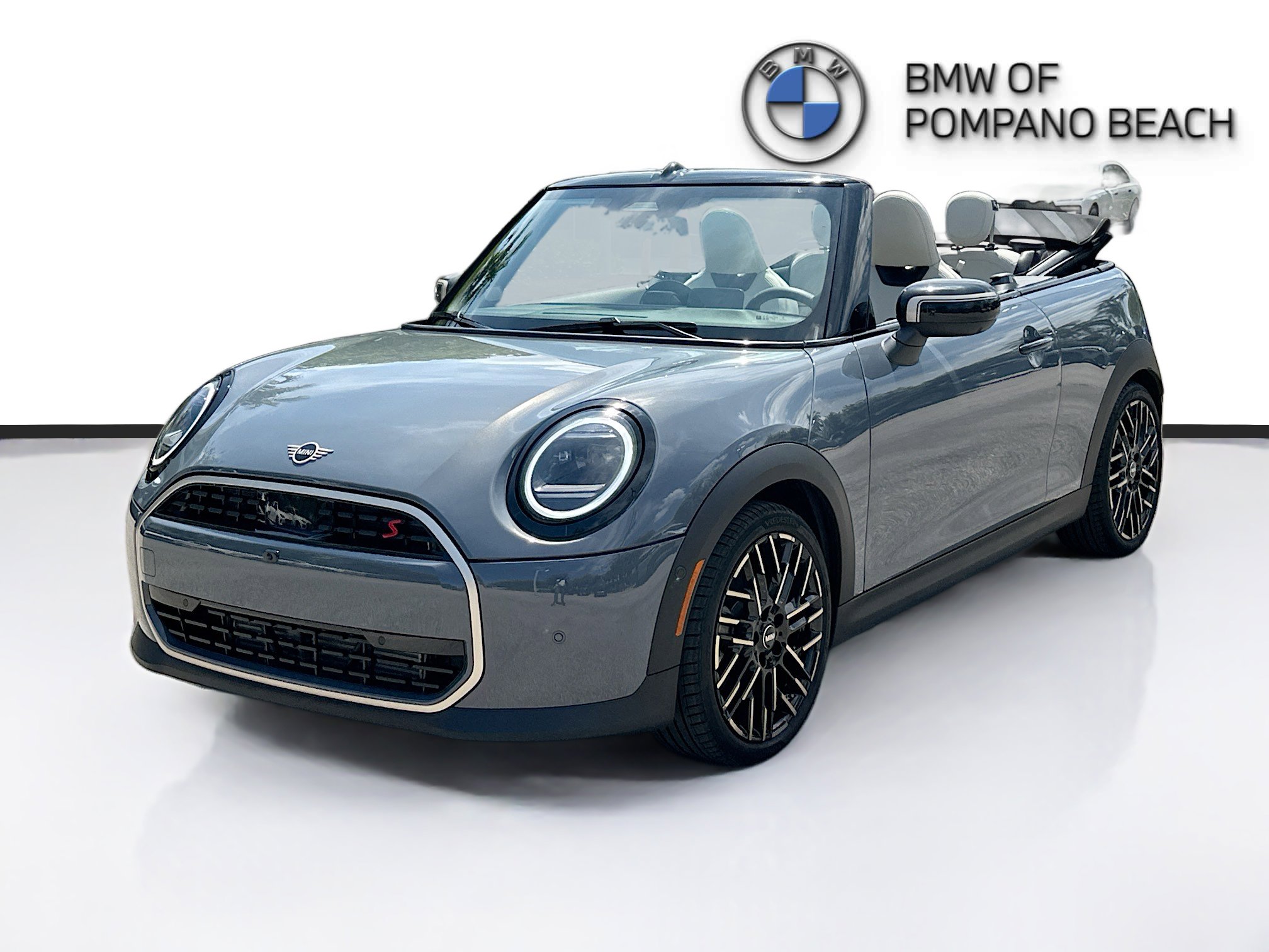 Used 2025 MINI Cooper S FWD image 3