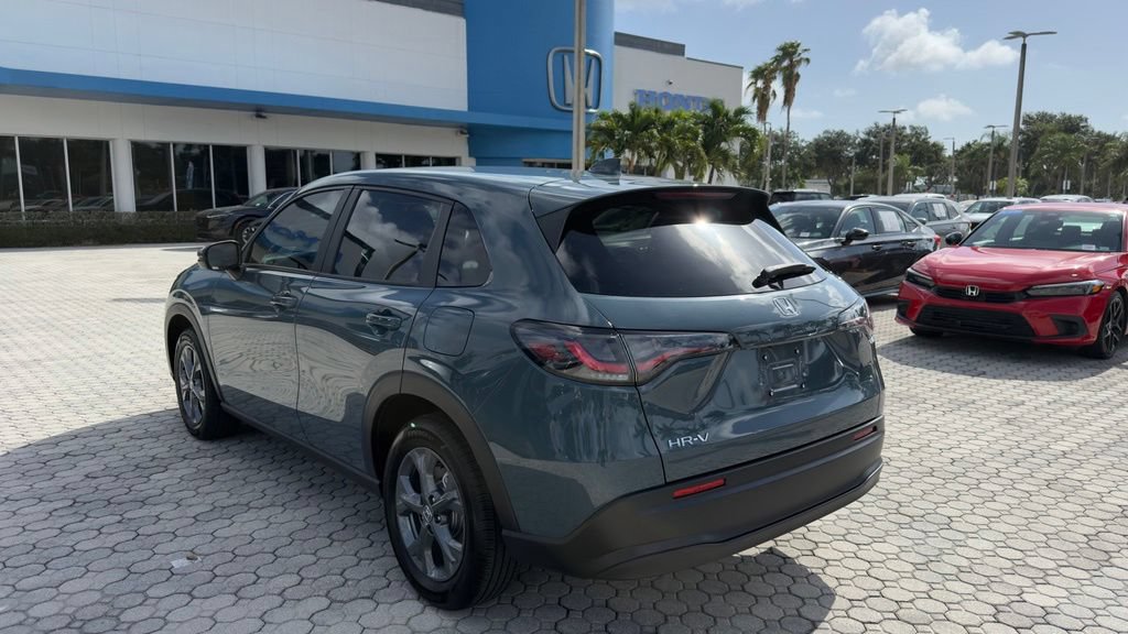 Used 2027 Honda HR-V LX image 9