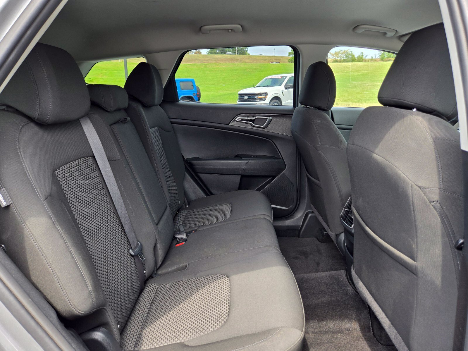 Used 2024 Kia Sportage LX FWD image 16