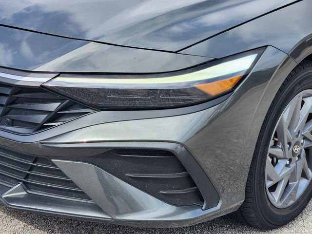 Used 2024 Hyundai Elantra SEL image 6