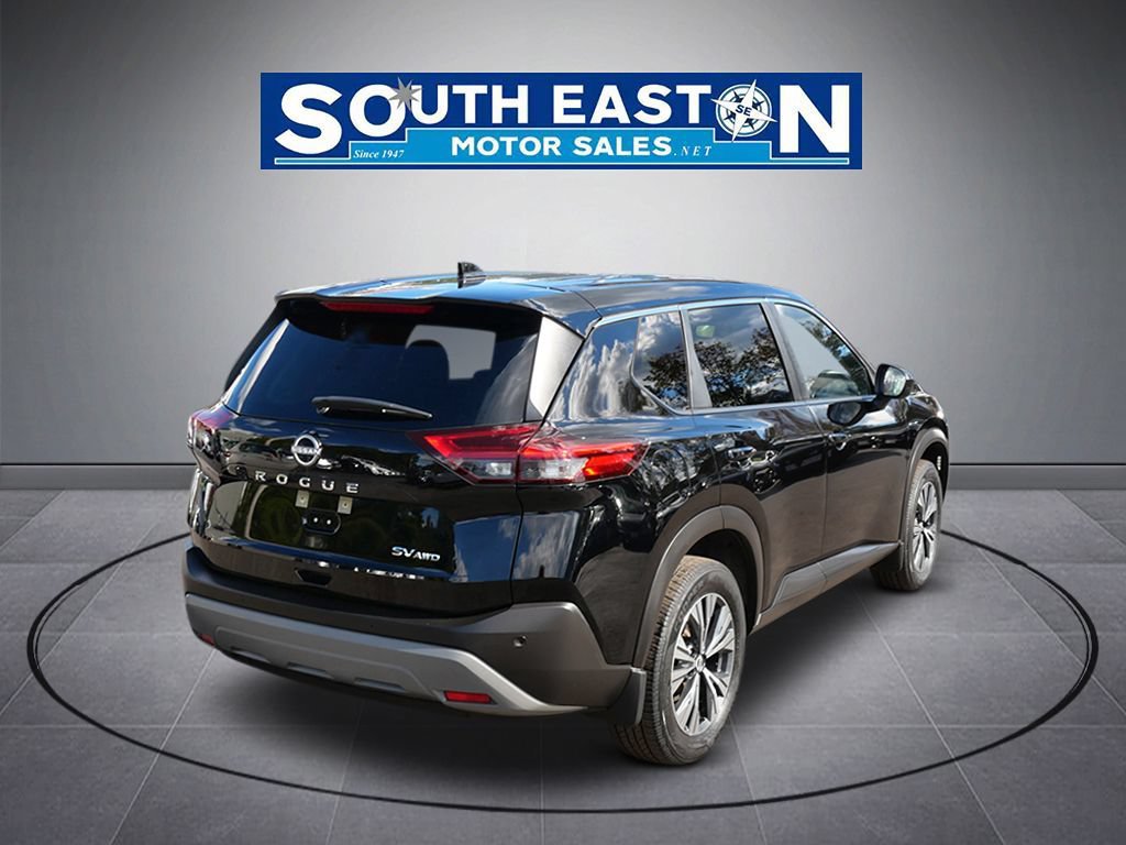Used 2023 Nissan Rogue SV AWD/4WD image 6